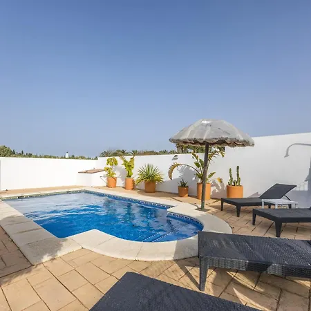 Casa La Raya Nyaraló *